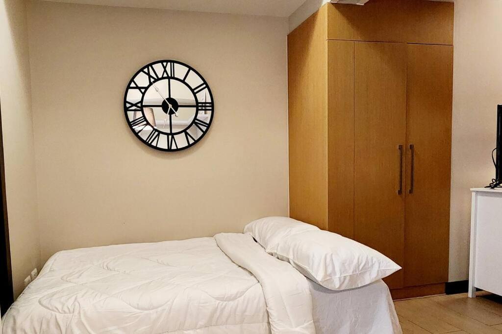 Casa Antonio At Uptown Parksuites Tower One Bgc Manilla Buitenkant foto