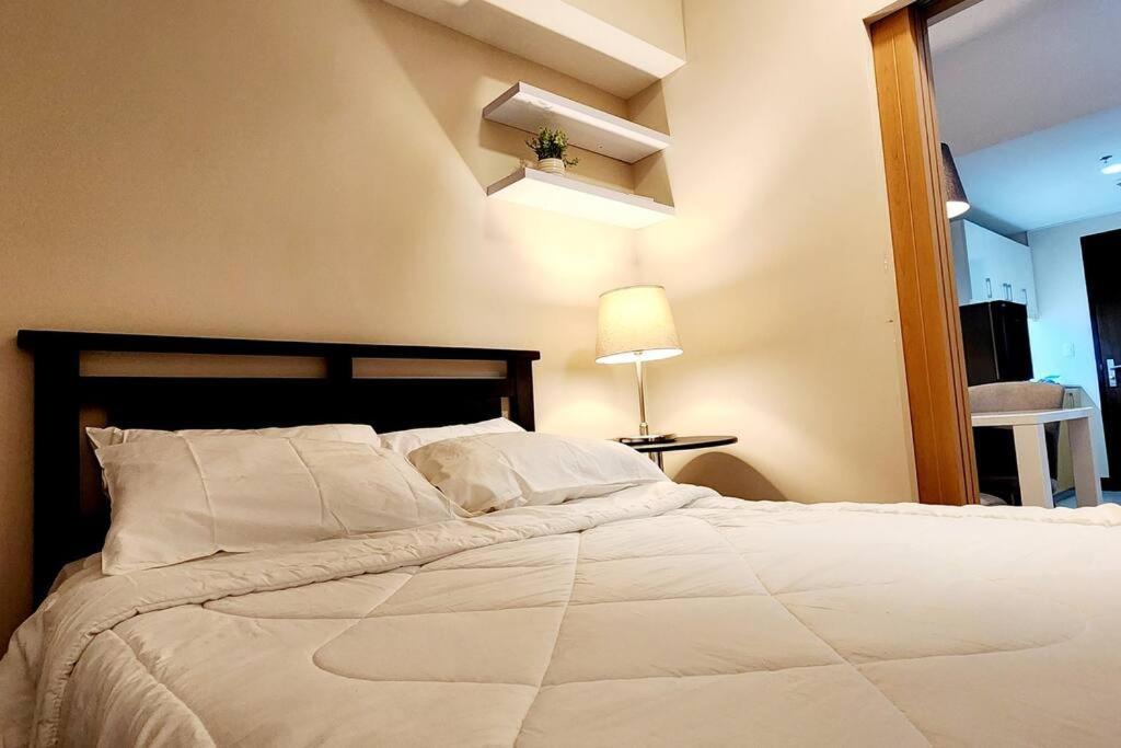 Casa Antonio At Uptown Parksuites Tower One Bgc Manilla Buitenkant foto