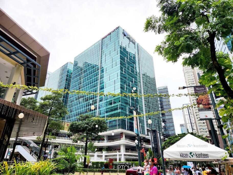 Casa Antonio At Uptown Parksuites Tower One Bgc Manilla Buitenkant foto