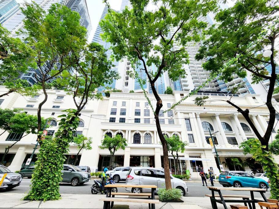 Casa Antonio At Uptown Parksuites Tower One Bgc Manilla Buitenkant foto