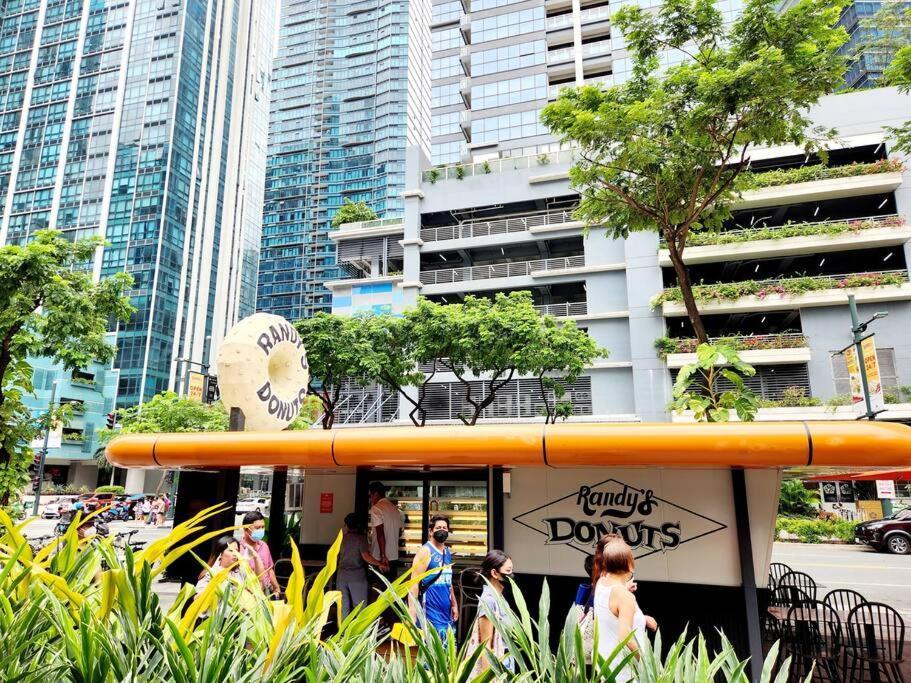 Casa Antonio At Uptown Parksuites Tower One Bgc Manilla Buitenkant foto