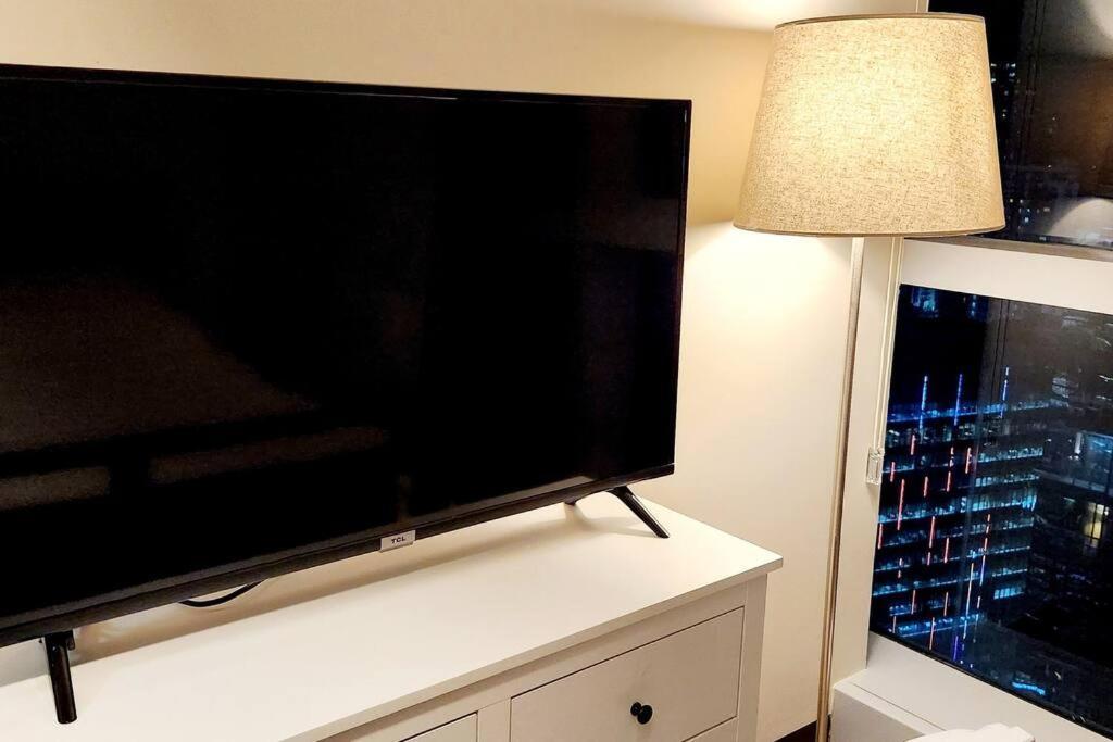 Casa Antonio At Uptown Parksuites Tower One Bgc Manilla Buitenkant foto