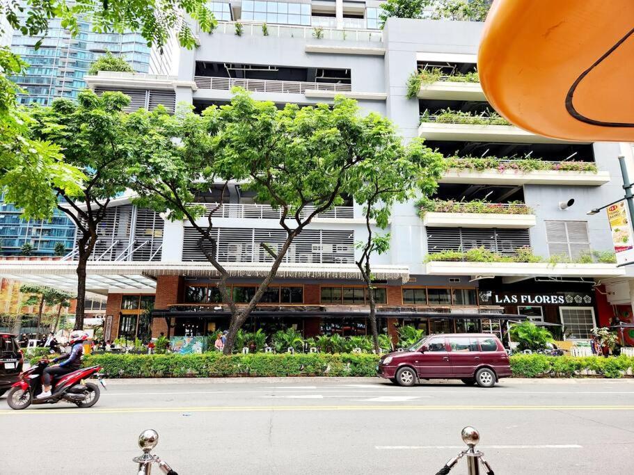 Casa Antonio At Uptown Parksuites Tower One Bgc Manilla Buitenkant foto