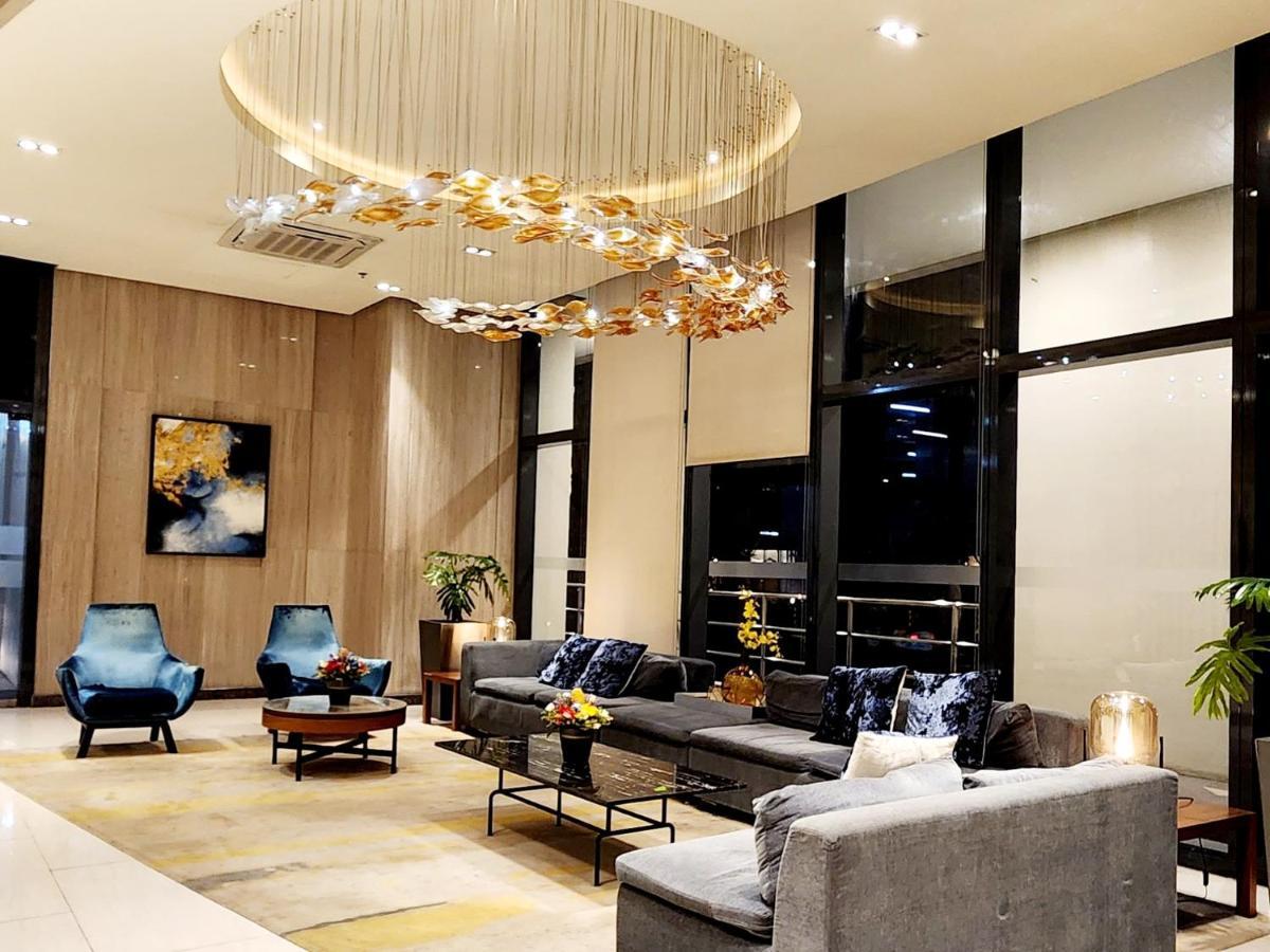 Casa Antonio At Uptown Parksuites Tower One Bgc Manilla Buitenkant foto